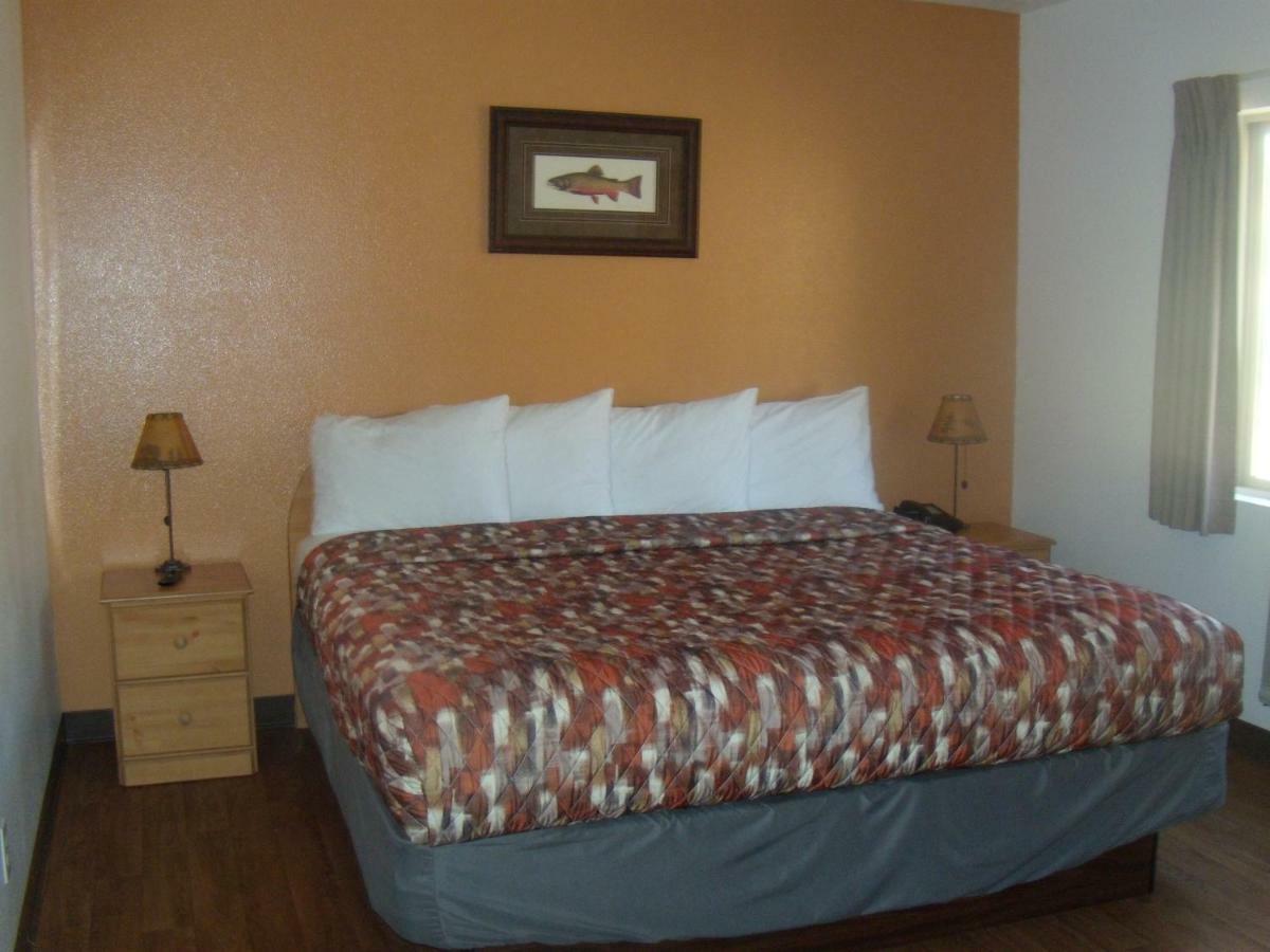 Corral Creek Lodge 克恩维尔 外观 照片